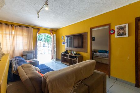 Sala de casa à venda com 5 quartos, 300m² em Vila Carrão, São Paulo