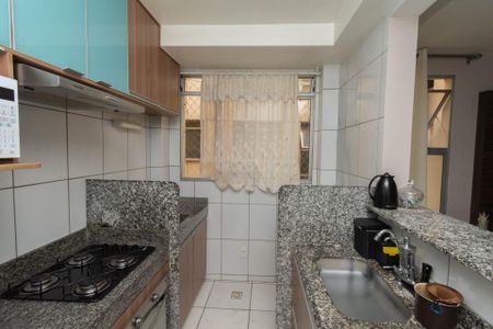 Apartamento à venda com 45m², 2 quartos e 1 vaga Apartamento à venda com 45m², 2 quartos e 1 vagaCozinha e Área de Serviço