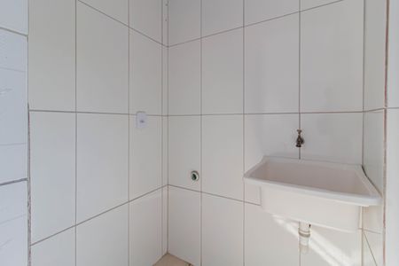 Área de Serviço de casa para alugar com 1 quarto, 42m² em Vila Euthalia, São Paulo