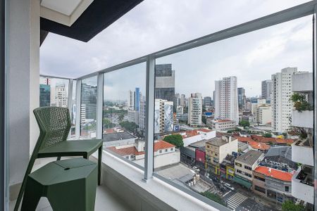 Studio - Varanda de kitnet/studio para alugar com 1 quarto, 26m² em Pinheiros, São Paulo