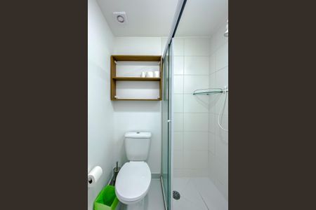 Studio para alugar com 27m², 1 quarto e sem vaga Studio para alugar com 27m², 1 quarto e sem vagaBanheiro Social