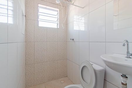Casa para alugar com 42m², 1 quarto e sem vagaBanheiro