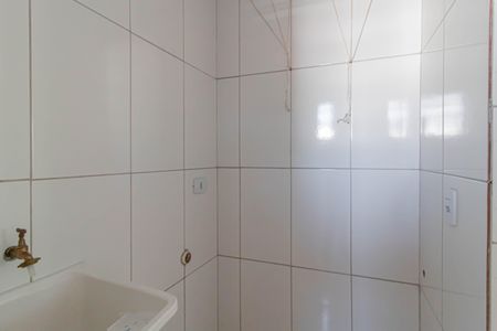 Área de Serviço de casa para alugar com 1 quarto, 42m² em Vila Euthalia, São Paulo