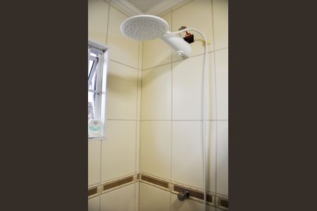 Casa para alugar com 235m², 3 quartos e 2 vagasBanheiro Social