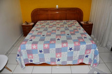 Casa para alugar com 235m², 3 quartos e 2 vagasSuíte