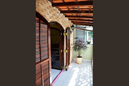 Casa para alugar com 235m², 3 quartos e 2 vagasVaranda da Suíte