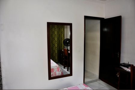 Casa para alugar com 235m², 3 quartos e 2 vagasQuarto 2