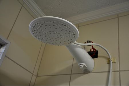 Casa para alugar com 235m², 3 quartos e 2 vagasBanheiro Social