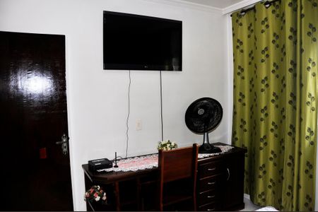 Casa para alugar com 235m², 3 quartos e 2 vagasQuarto 2