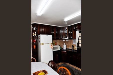 Casa para alugar com 235m², 3 quartos e 2 vagasCozinha