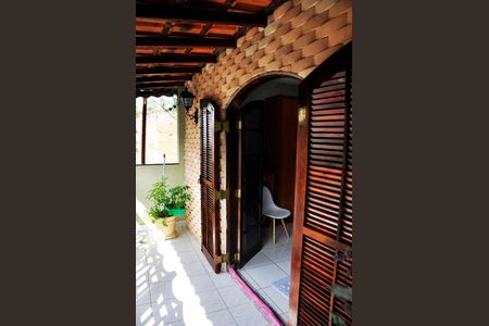 Casa para alugar com 235m², 3 quartos e 2 vagasVaranda da Suíte