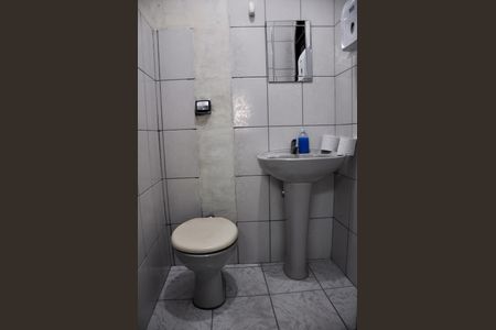 Casa para alugar com 235m², 3 quartos e 2 vagasBanheiro da Garagem