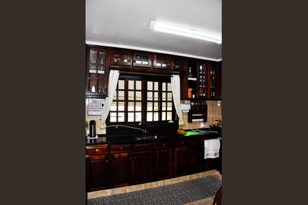 Casa para alugar com 235m², 3 quartos e 2 vagasCozinha