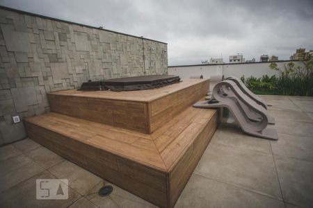 Apartamento à venda com 34m², 1 quarto e 1 vaga Apartamento à venda com 34m², 1 quarto e 1 vagaÁrea comum - Churrasqueira 1