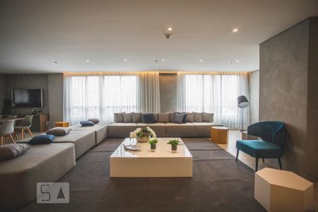 Apartamento à venda com 34m², 1 quarto e 1 vaga Apartamento à venda com 34m², 1 quarto e 1 vagaÁrea comum - Salão de festas