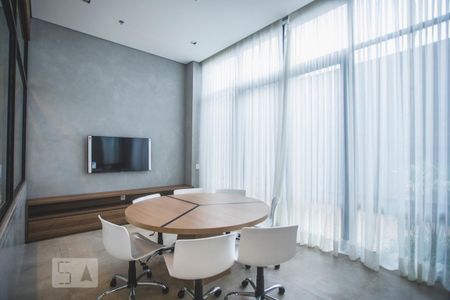 Apartamento à venda com 34m², 1 quarto e 1 vaga Apartamento à venda com 34m², 1 quarto e 1 vagaCoworking