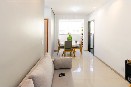 Apartamento à venda com 60m², 2 quartos e 1 vaga Apartamento à venda com 60m², 2 quartos e 1 vagaSala