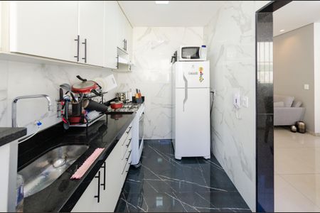 Apartamento à venda com 60m², 2 quartos e 1 vaga Apartamento à venda com 60m², 2 quartos e 1 vagaCozinha