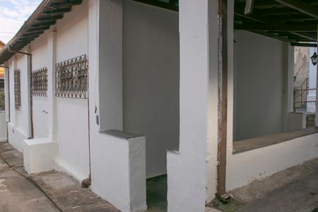 Casa à venda com 128m², 5 quartos e 1 vagaÁrea externa