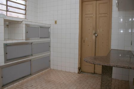 Casa à venda com 128m², 5 quartos e 1 vagaCozinha