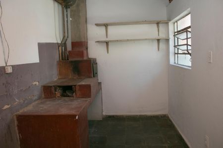 Casa à venda com 128m², 5 quartos e 1 vagaÁrea externa - Fogão a lenha