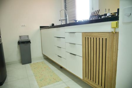 Apartamento à venda com 115m², 3 quartos e 2 vagasCozinha 1