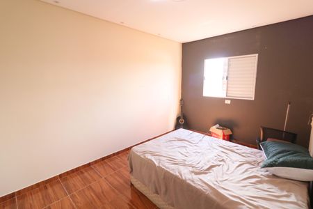 Quarto de casa para alugar com 1 quarto, 80m² em Pestana, Osasco