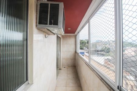 Varanda de apartamento para alugar com 2 quartos, 70m² em Vila Entre Rios, Belford Roxo