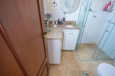 Apartamento à venda com 224m², 5 quartos e 3 vagassuite