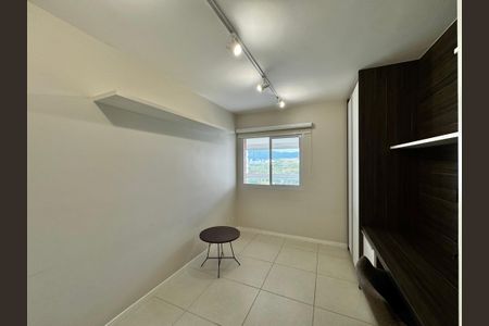 Apartamento à venda com 192m², 4 quartos e 3 vagas Apartamento à venda com 192m², 4 quartos e 3 vagasSuíte 2