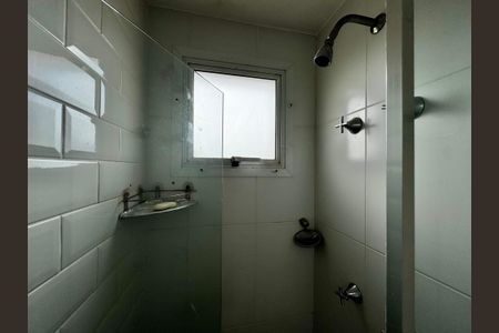 Apartamento à venda com 192m², 4 quartos e 3 vagas Apartamento à venda com 192m², 4 quartos e 3 vagasCozinha e Área de Serviço - Banheiro