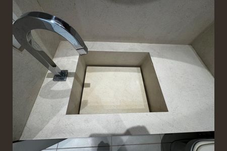 Apartamento à venda com 192m², 4 quartos e 3 vagas Apartamento à venda com 192m², 4 quartos e 3 vagasLavabo