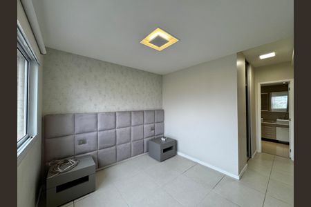 Apartamento à venda com 192m², 4 quartos e 3 vagas Apartamento à venda com 192m², 4 quartos e 3 vagasSuíte 1