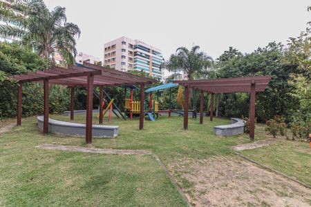 Apartamento à venda com 192m², 4 quartos e 3 vagas Apartamento à venda com 192m², 4 quartos e 3 vagasBosque