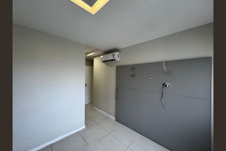 Apartamento à venda com 192m², 4 quartos e 3 vagas Apartamento à venda com 192m², 4 quartos e 3 vagasSuíte 1