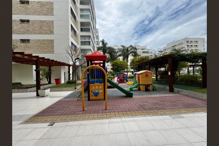 Apartamento à venda com 192m², 4 quartos e 3 vagas Apartamento à venda com 192m², 4 quartos e 3 vagasÁrea comum