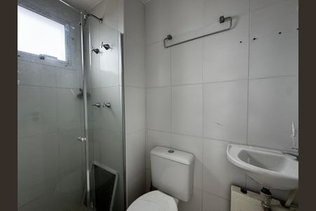 Apartamento à venda com 192m², 4 quartos e 3 vagas Apartamento à venda com 192m², 4 quartos e 3 vagasCozinha e Área de Serviço - Banheiro