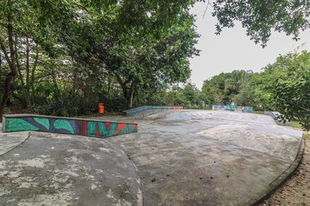 Apartamento à venda com 192m², 4 quartos e 3 vagas Apartamento à venda com 192m², 4 quartos e 3 vagasBosque