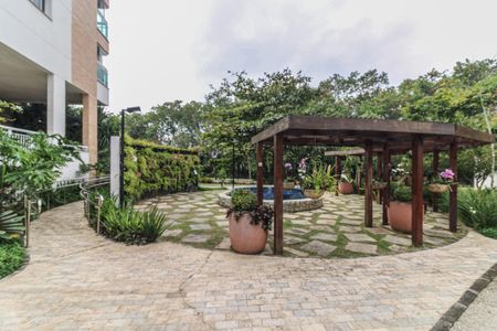 Apartamento à venda com 192m², 4 quartos e 3 vagas Apartamento à venda com 192m², 4 quartos e 3 vagasBosque