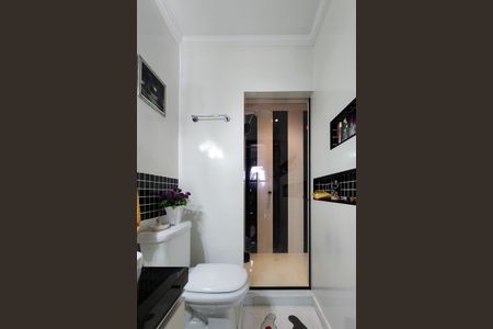 Apartamento à venda com 84m², 2 quartos e 1 vaga Apartamento à venda com 84m², 2 quartos e 1 vagaBanheiro da Suíte