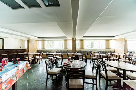 Apartamento à venda com 84m², 2 quartos e 1 vaga Apartamento à venda com 84m², 2 quartos e 1 vagaÁrea Comum