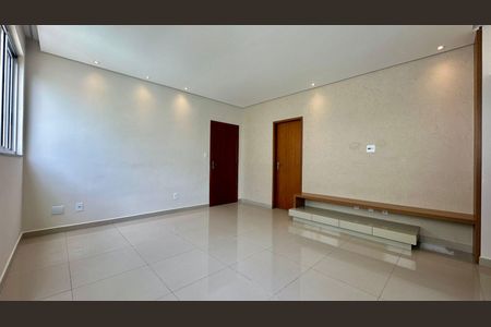 Sala de apartamento para alugar com 3 quartos, 80m² em Buritis, Belo Horizonte