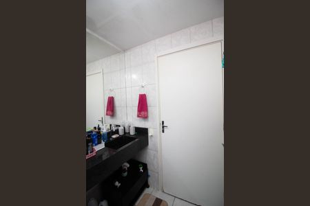 Banheiro de apartamento para alugar com 2 quartos, 50m² em Vila Alzira, Guarulhos
