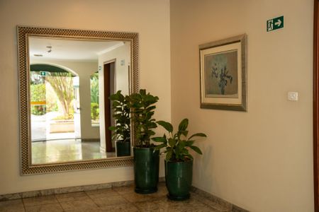 Apartamento à venda com 86m², 2 quartos e 1 vaga Apartamento à venda com 86m², 2 quartos e 1 vagaHall de entrada