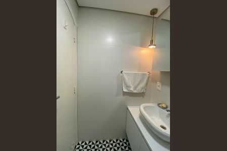 Apartamento à venda com 86m², 2 quartos e 1 vaga Apartamento à venda com 86m², 2 quartos e 1 vagaBanheiro