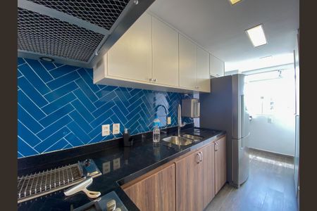 Apartamento à venda com 86m², 2 quartos e 1 vaga Apartamento à venda com 86m², 2 quartos e 1 vagaCozinha e Área de Serviço