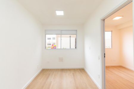 Sala de apartamento para alugar com 2 quartos, 32m² em Quinta da Paineira, São Paulo