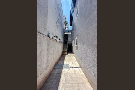 Casa à venda com 180m², 2 quartos e 2 vagasÁrea de Serviço