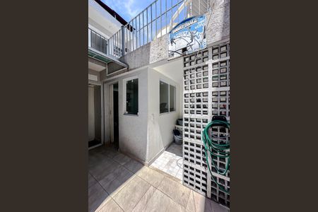 Casa à venda com 180m², 2 quartos e 2 vagasÁrea de Serviço