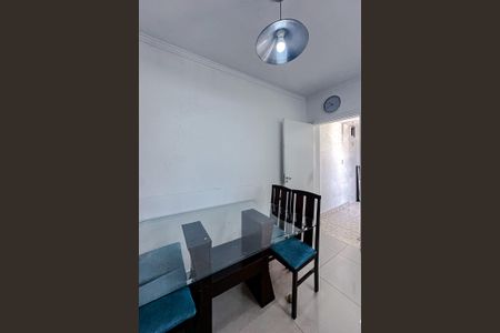 Casa à venda com 180m², 2 quartos e 2 vagasCozinha